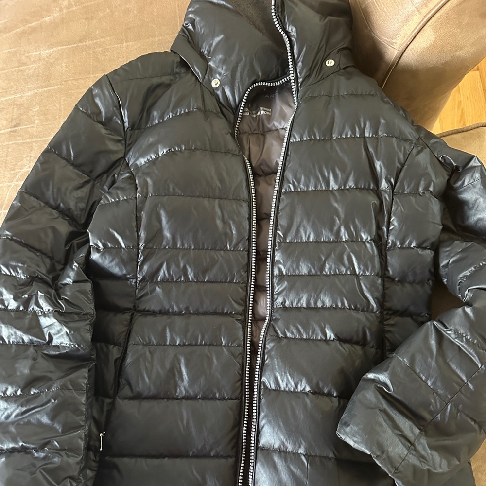 Women’s Black Puffer Jacket